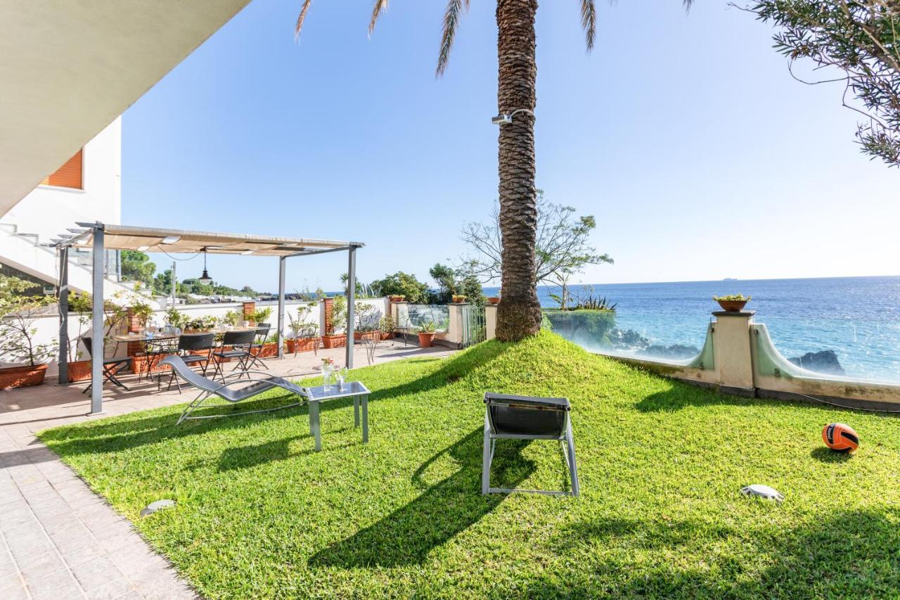 Penelope Seaview Apartment